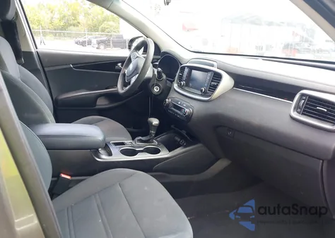 2019 Kia Sorento 3.3L Lx from USA, damaged, VIN 5XYPG4A54KG512708